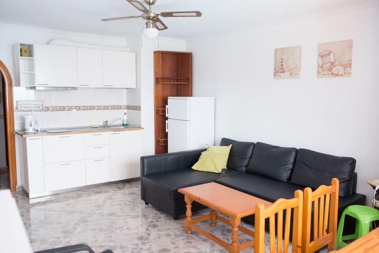 Europa 1 Dormitorio Puerto de Santiago  Kültér fotó